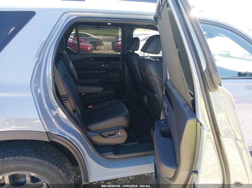 2025 HONDA PILOT TRAILSPORT · Фото 8