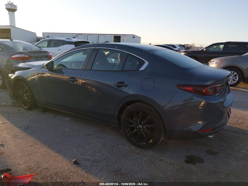 2023 MAZDA MAZDA3 2.5 S CARBON EDITION · Фото 3