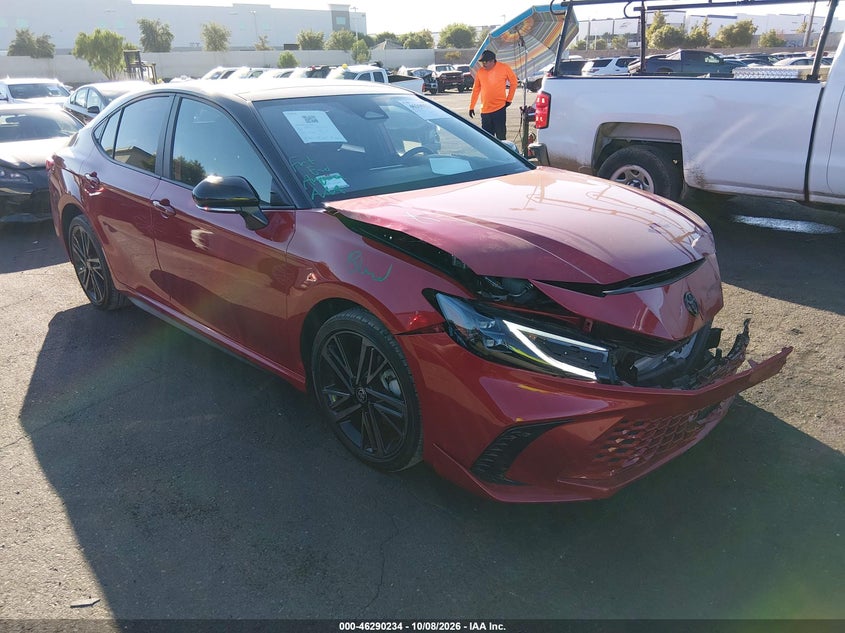 2025 TOYOTA CAMRY XSE
