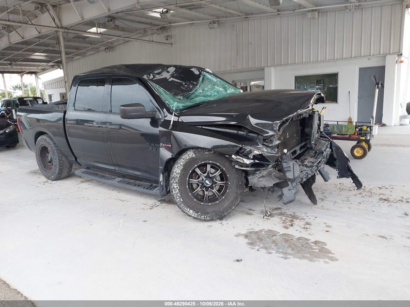 Vin: 3c6rr7kt9fg676083, lot: 46790588, ram 1500 express 2015 img_1