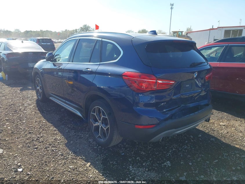 BMW X1 - zdjęcie 3