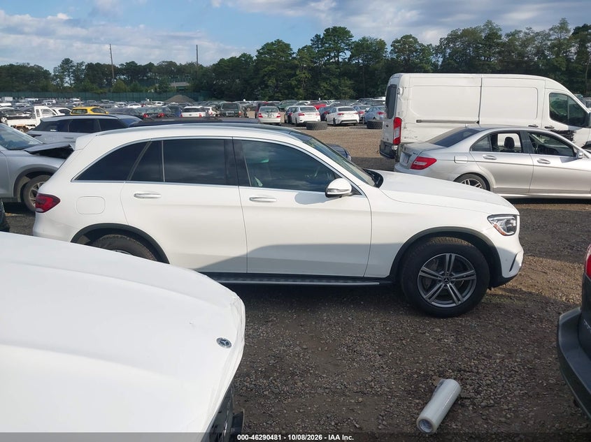 MERCEDES-BENZ GLC 300 - zdjęcie 13