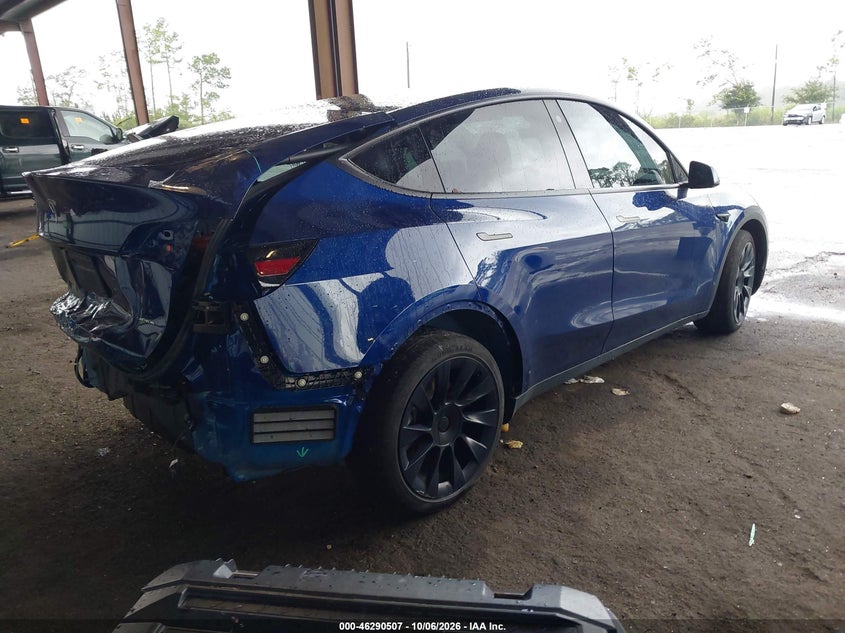 TESLA MODEL Y 2022 VIN 7SAYGDEE2NF458676