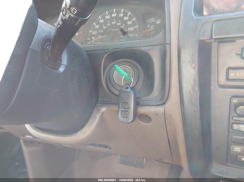 TOYOTA 4RUNNER 1998 VIN JT3GM84R6W0033088
