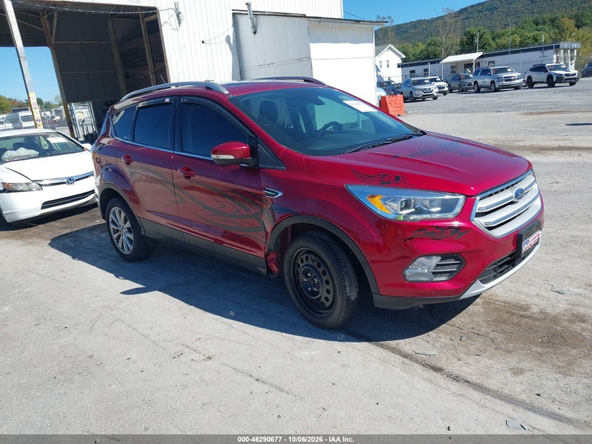 Vin: 1fmcu9j91jua01442, lot: 46790840, ford escape titanium 20181