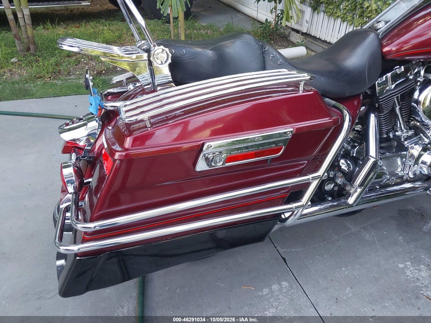 HARLEY-DAVIDSON FLHRI 2000