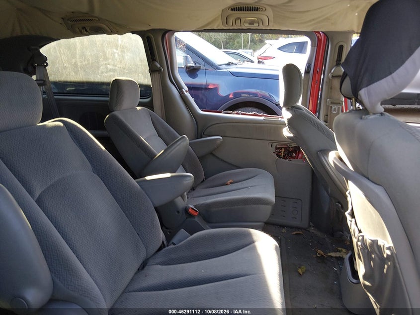 DODGE GRAND CARAVAN 2004 VIN 2D4GP44LX4R560337