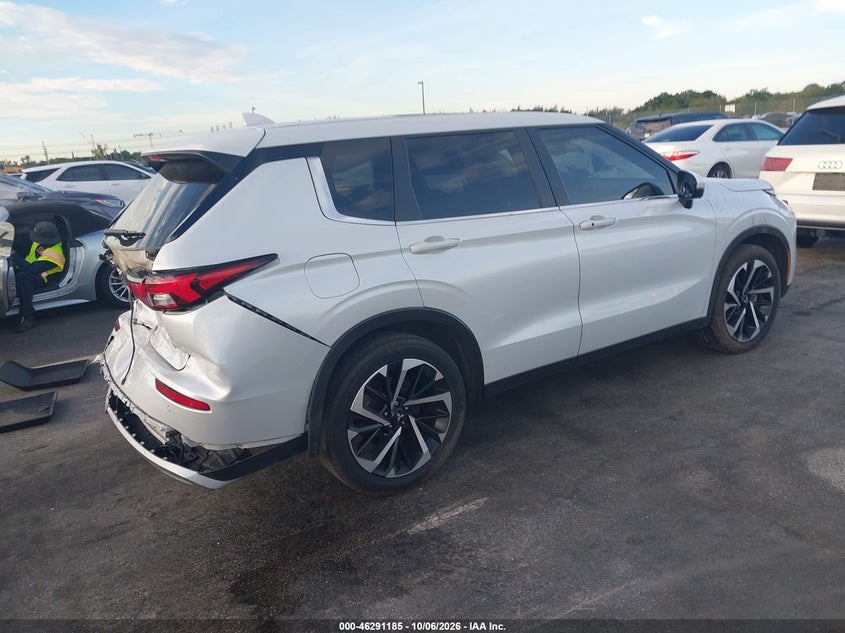 Vin: ja4j3va80rz071229, lot: 46791348, mitsubishi outlander se 2.5 2wd/se black edition s-awc/se black edition w/pano roof s-awc 20244
