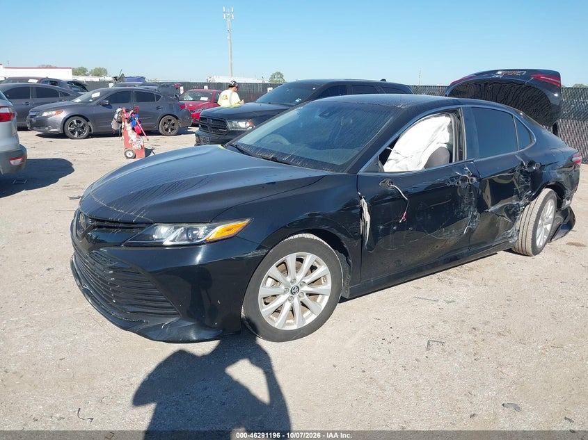 Vin: 4t1b11hk4ku827878, lot: 46791360, toyota camry le 20192