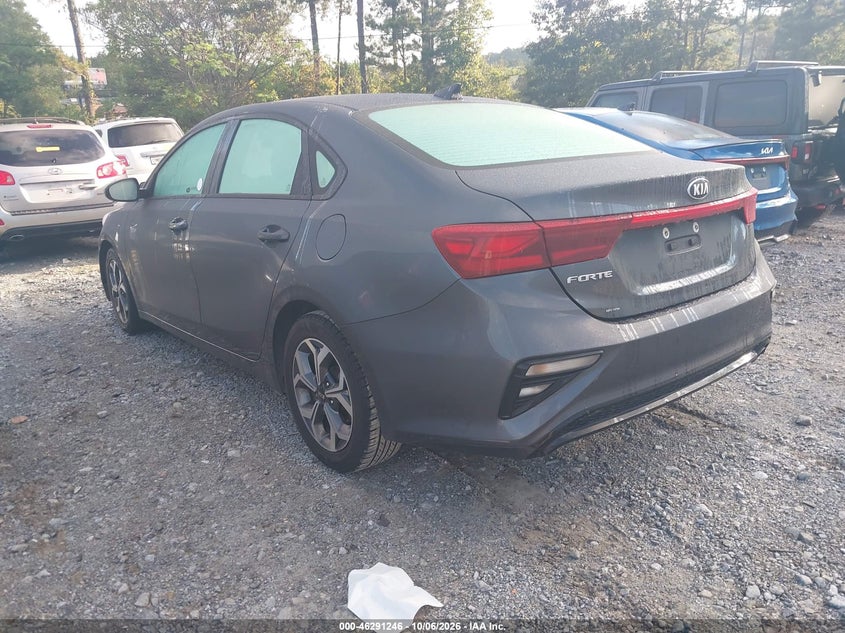 Фото 3 - KIA FORTE