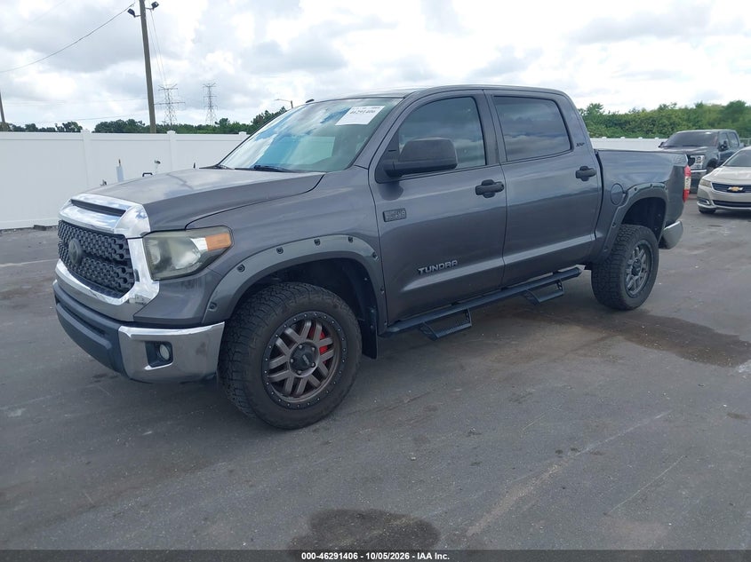 TOYOTA TUNDRA - zdjęcie 2