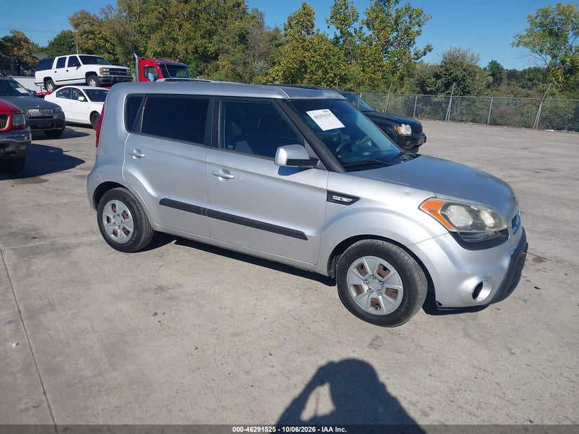 Vin: kndjt2a50c7476231, lot: 46791688, kia soul 2012 img_1