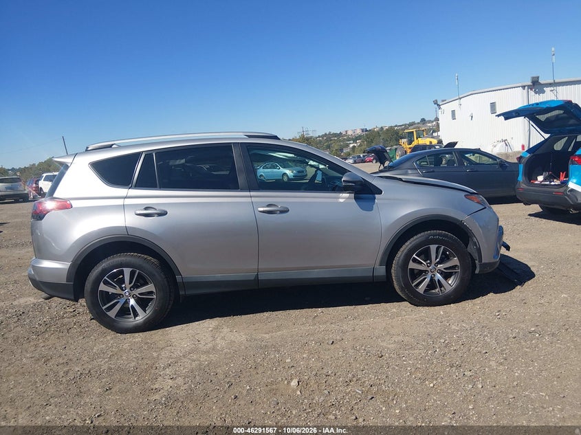 TOYOTA RAV4 - zdjęcie 13