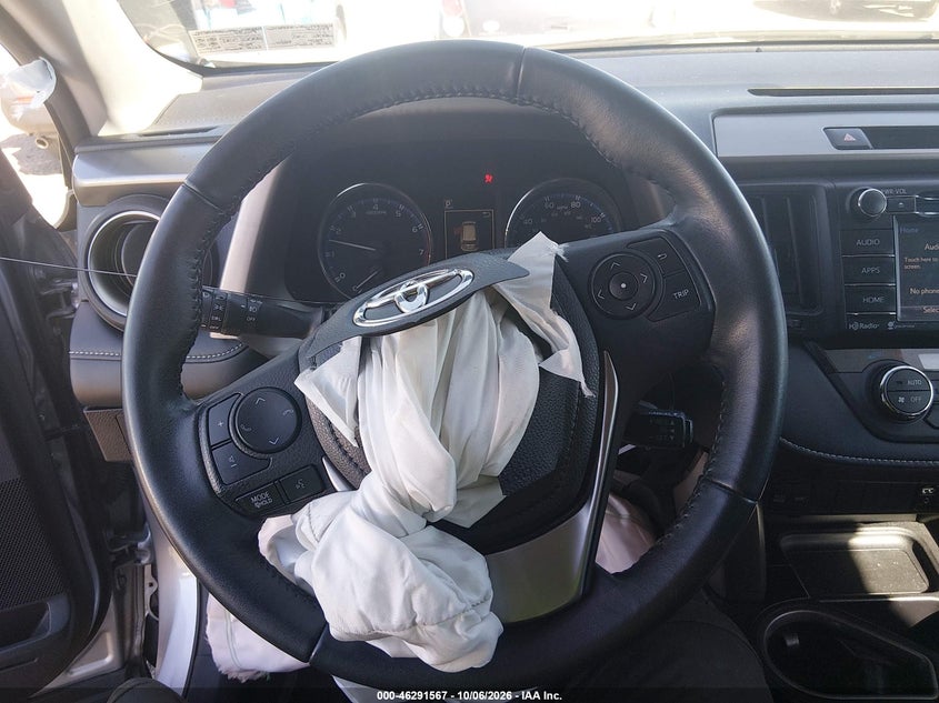 TOYOTA RAV4 - zdjęcie 17