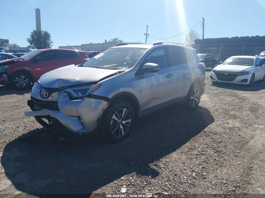 TOYOTA RAV4 - zdjęcie 2