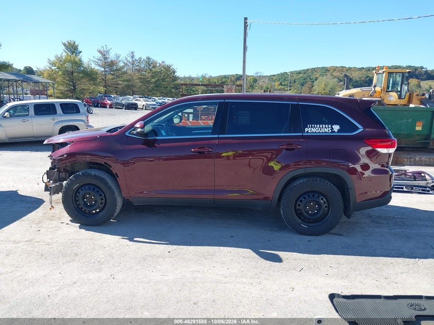 TOYOTA HIGHLANDER - zdjęcie 15