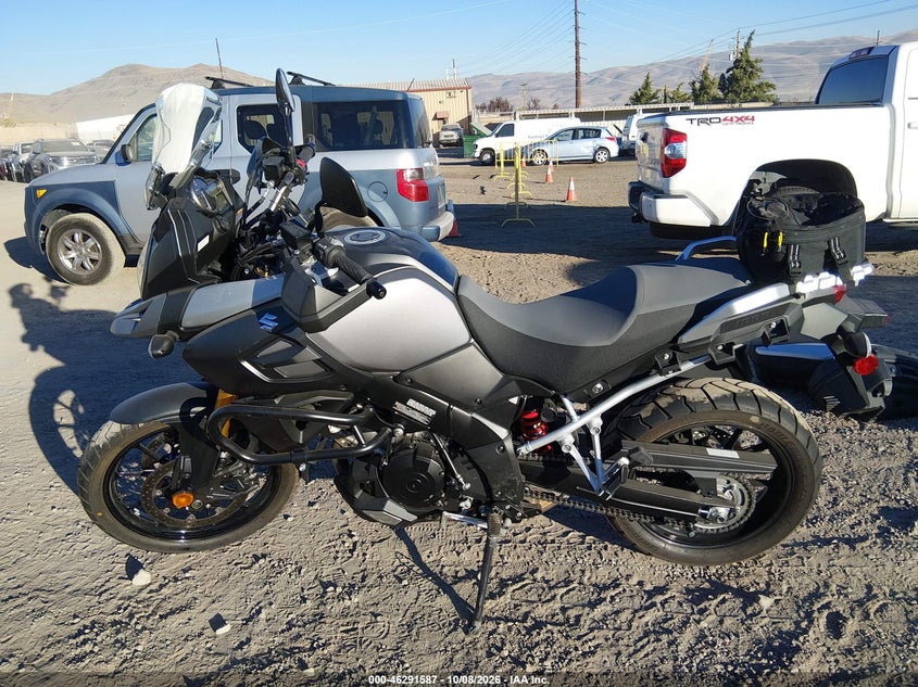SUZUKI DL1000 2016
