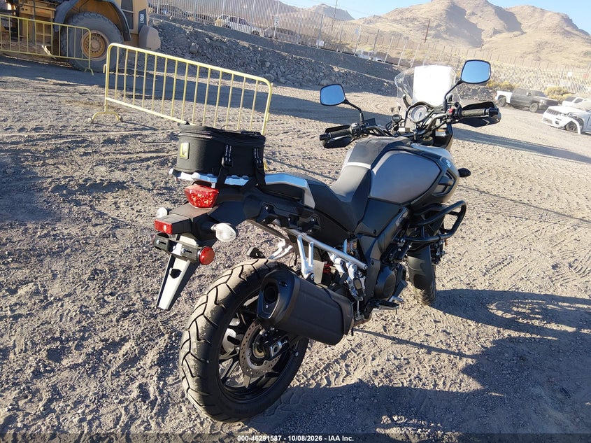 SUZUKI DL1000 2016