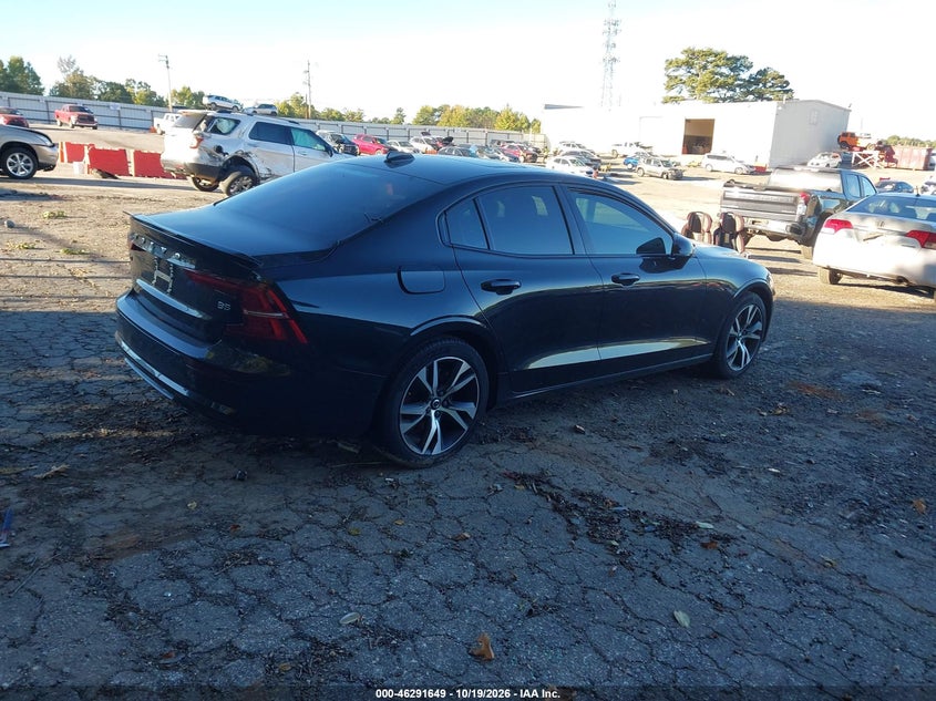 Vin: 7jrl12fl7pg253021, lot: 46791812, volvo s60 b5 plus dark theme 20234