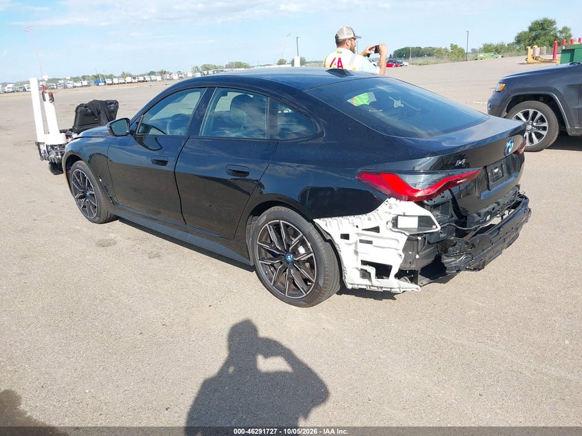 BMW I4 - zdjęcie 3