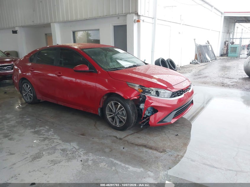 Vin: 3kpf24ad8pe581696, lot: 46791946, kia forte lxs 20231