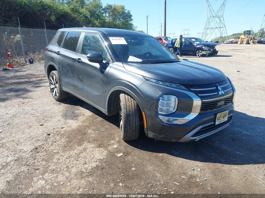 2026 MITSUBISHI OUTLANDER LE 2.5 2WD/SE 2.5 2WD