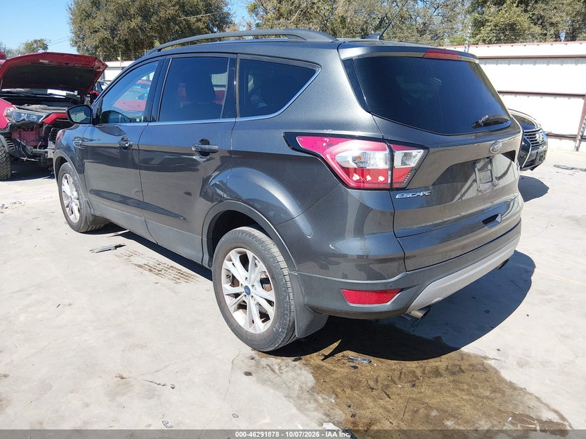 Vin: 1fmcu0gd6jub85428, lot: 46792041, ford escape se 20183
