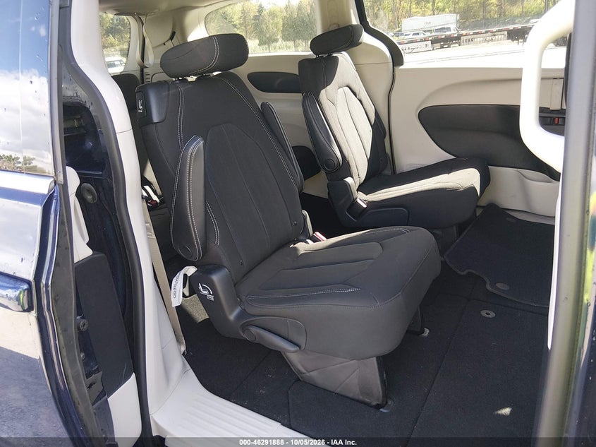 CHRYSLER VOYAGER 2020 VIN 2C4RC1CG5LR211749