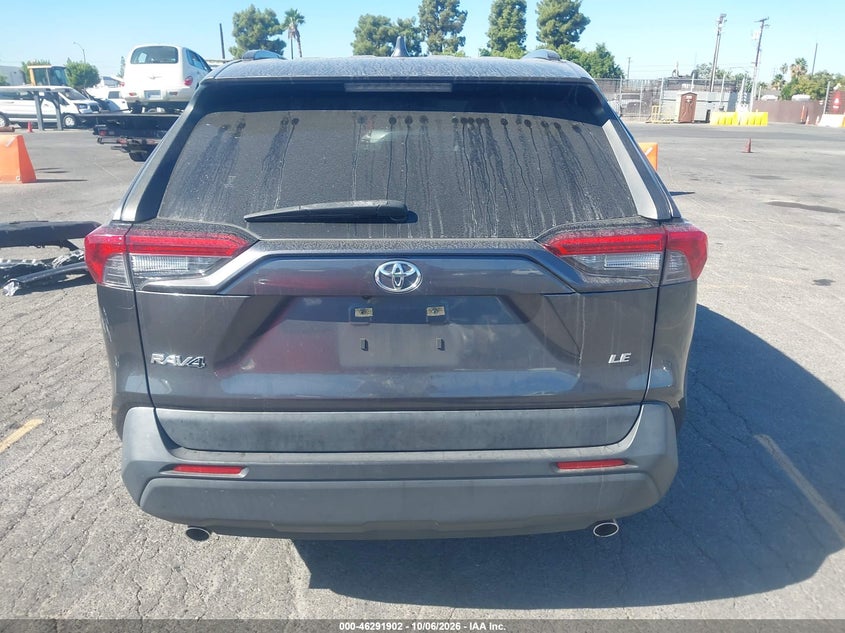 TOYOTA RAV4 - zdjęcie 17