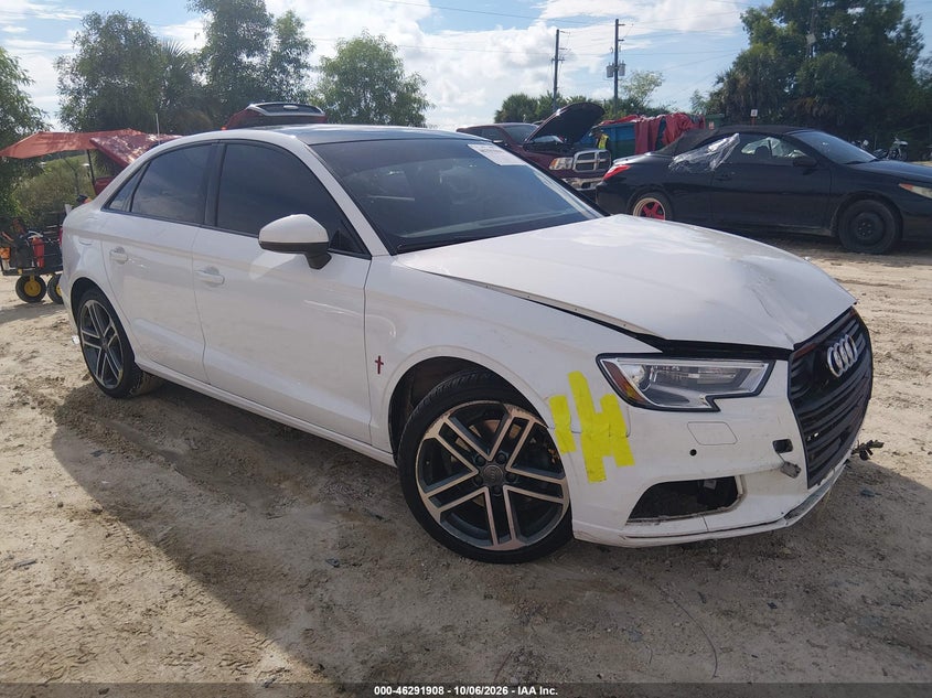 Vin: wauaugff4la096126, lot: 46792071, audi a3 premium 40 tfsi front-wheel drive s tronic 2020 img_1