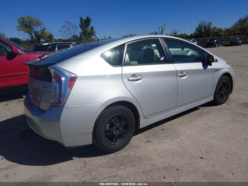 Vin: jtdkn3du2f1883157, lot: 46792121, toyota prius two 20154