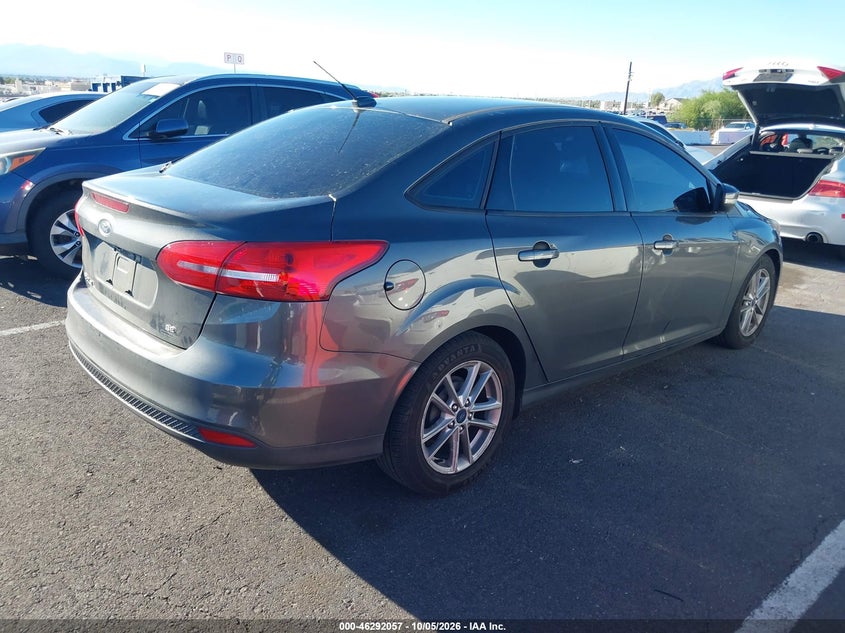 2015 FORD FOCUS SE · Фото 4