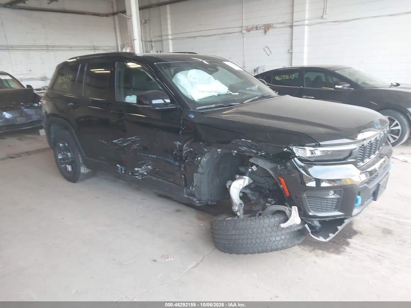 Vin: 1c4rjyc6xr8941991, lot: 46792322, jeep grand cherokee 4xe trailhawk carb state pkg 20241