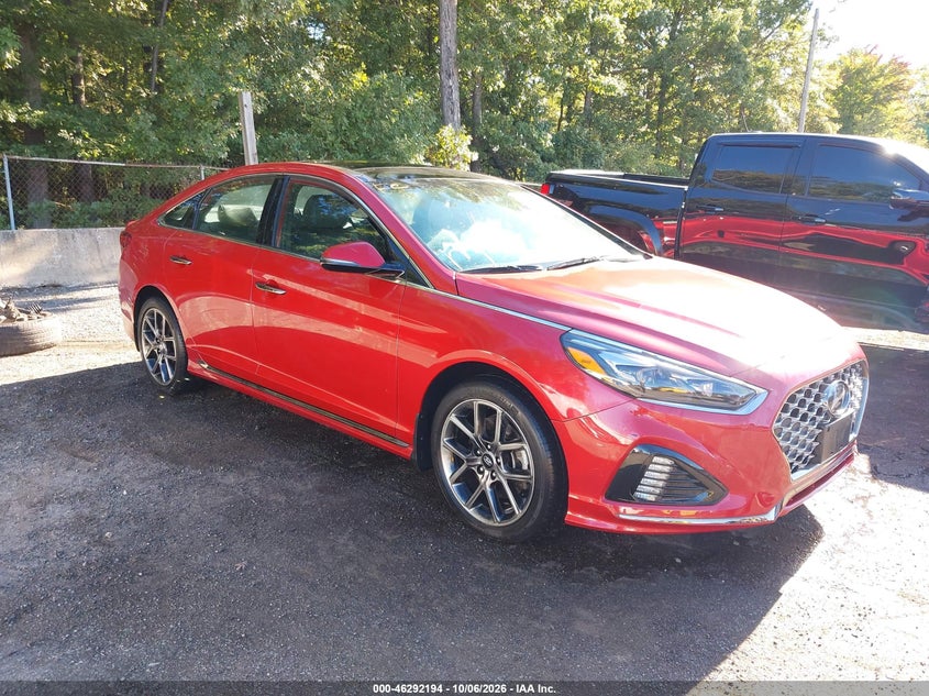Vin: 5npe34ab0kh821223, lot: 46792357, hyundai sonata limited 2.0t 2019 img_1