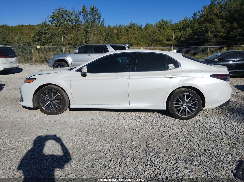 TOYOTA CAMRY - zdjęcie 14
