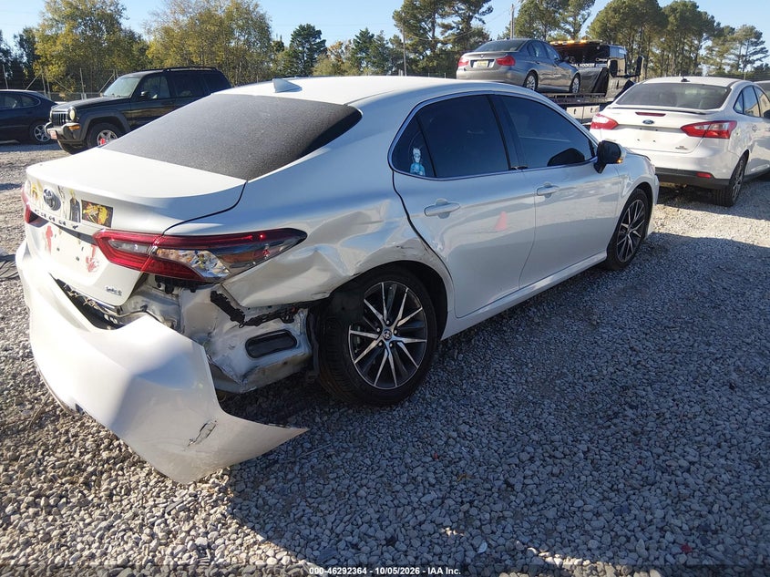 TOYOTA CAMRY - zdjęcie 4