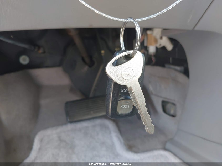 MAZDA MPV 2003 VIN JM3LW28A730376789