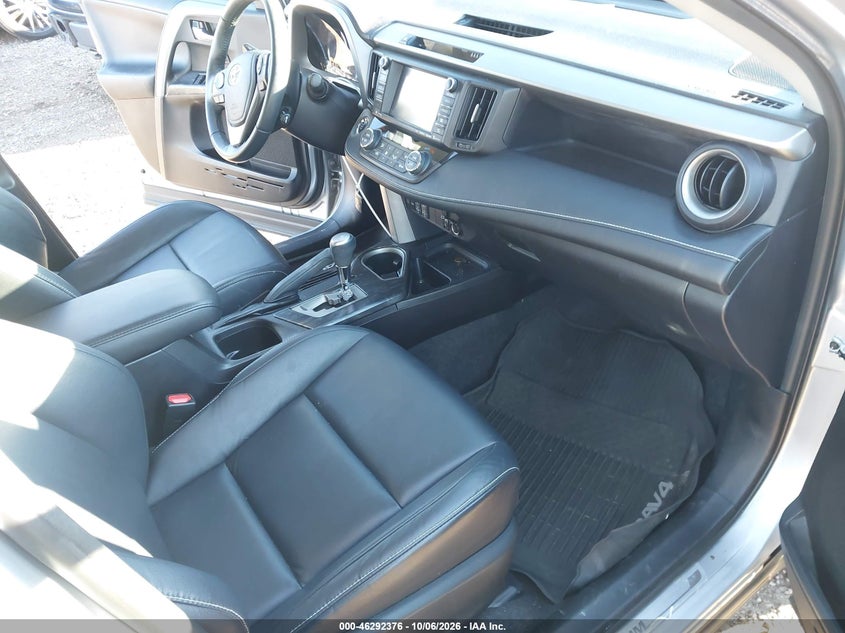 TOYOTA RAV4 - zdjęcie 5