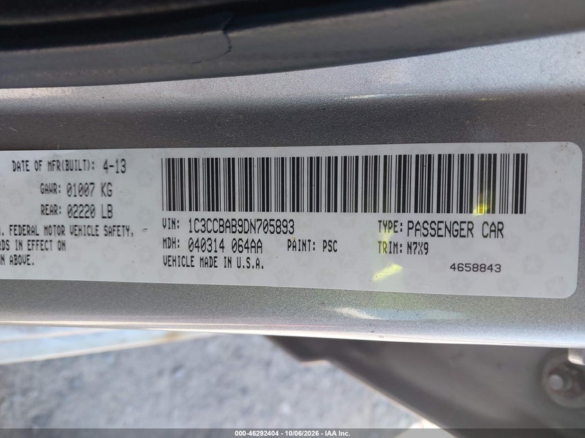2013 CHRYSLER 200 LX · Фото 9