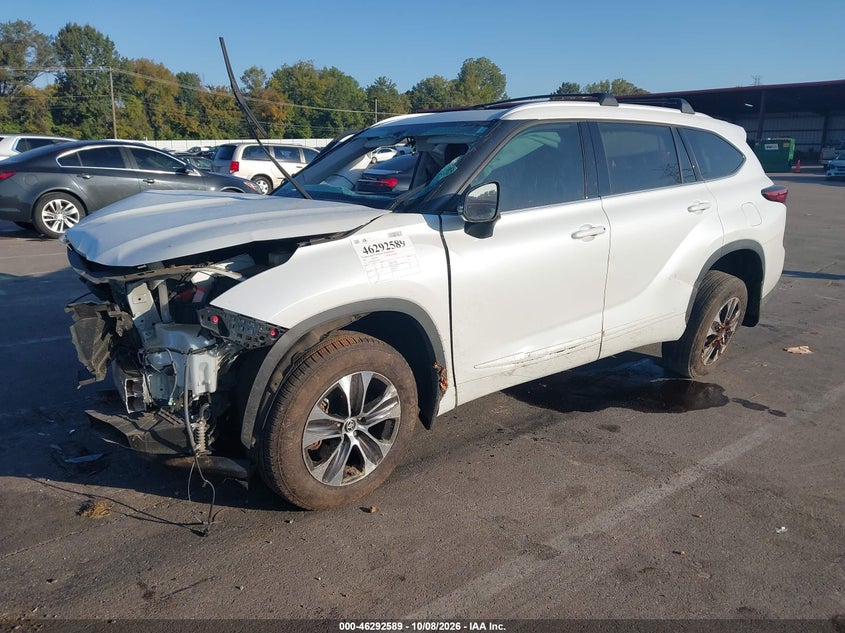 Vin: 5tdhzrbh0ns170962, lot: 46792752, toyota highlander xle 20222