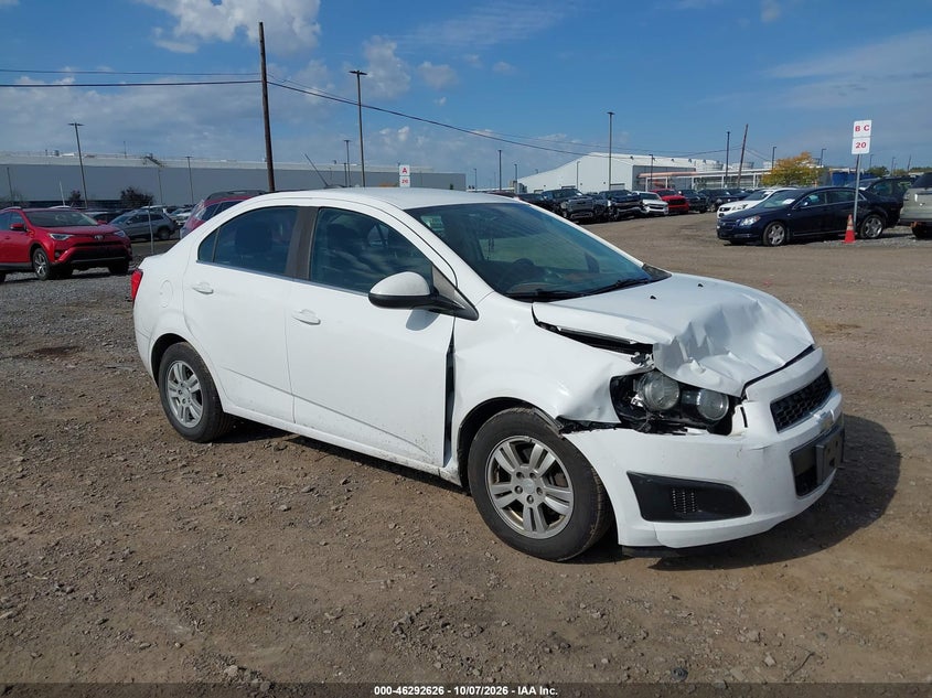 Vin: 1g1jc5sb8g4165233, lot: 46792789, chevrolet sonic lt auto 2016 img_1