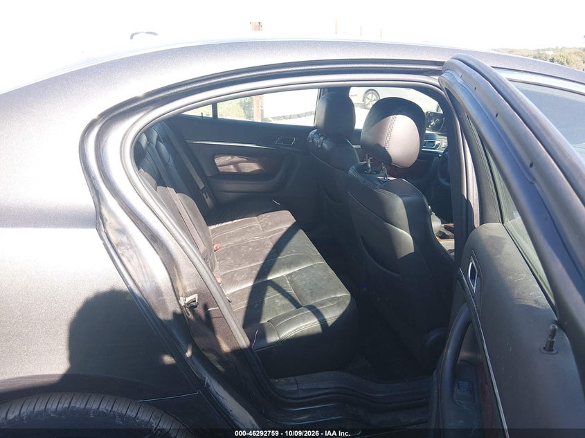 2015 LINCOLN MKS · Photo 8