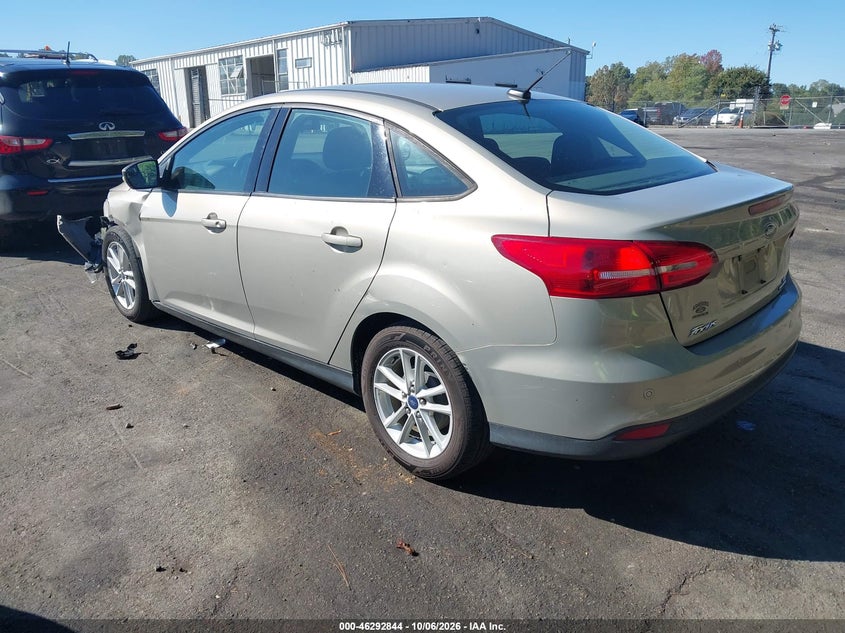 2015 FORD FOCUS SE · Фото 3