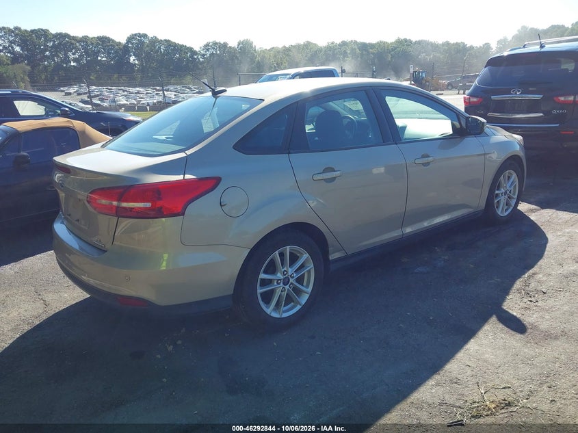 2015 FORD FOCUS SE · Фото 4