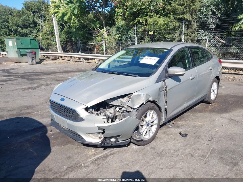2015 FORD FOCUS SE · Фото 6