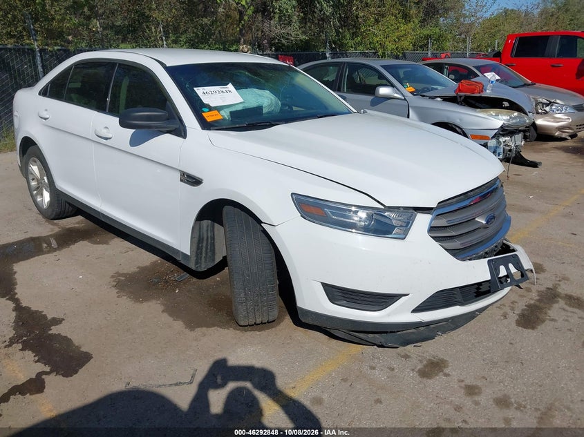 Vin: 1fahp2d81kg100912, lot: 46793011, ford taurus se 2019 img_1