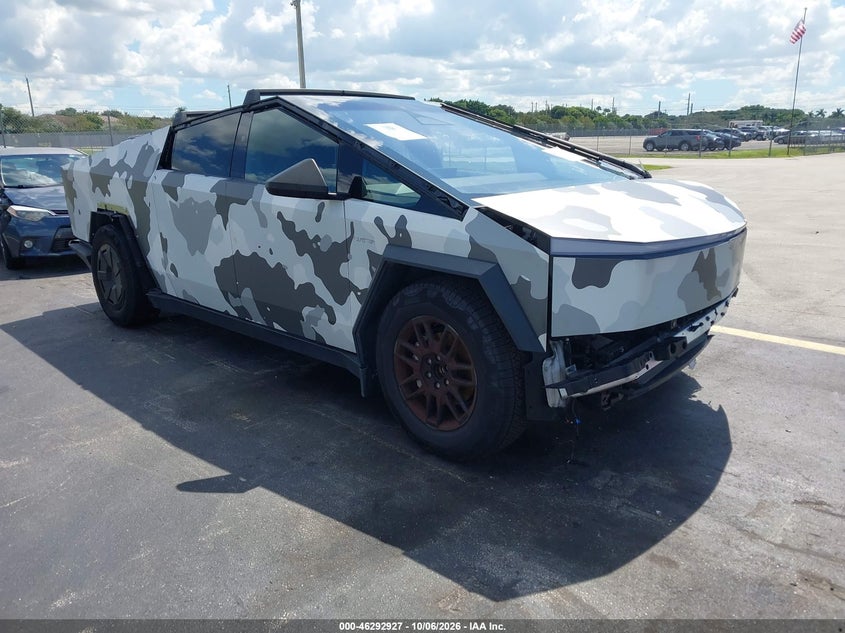 Vin: 7g2cehedxra028521, lot: 46793090, tesla cybertruck all-wheel drive 2024 img_1