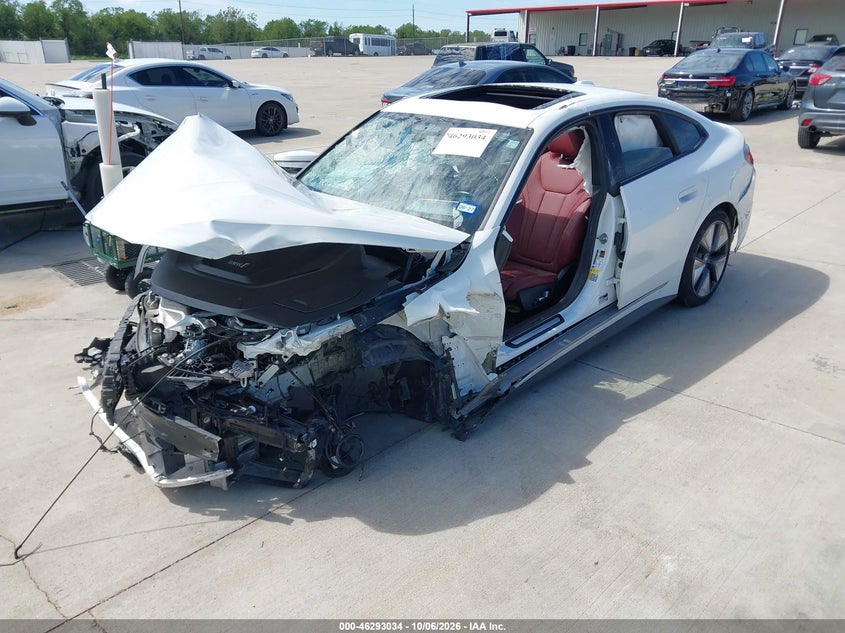 Vin: wby43aw03pfp80247, lot: 46793197, bmw i4 edrive35 20232