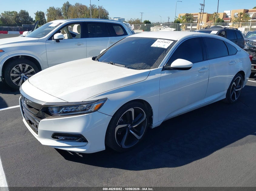 2018 Honda Accord Sport, Правый бок, IAAI, VIN 1HGCV1F30JA255489 — фото 2