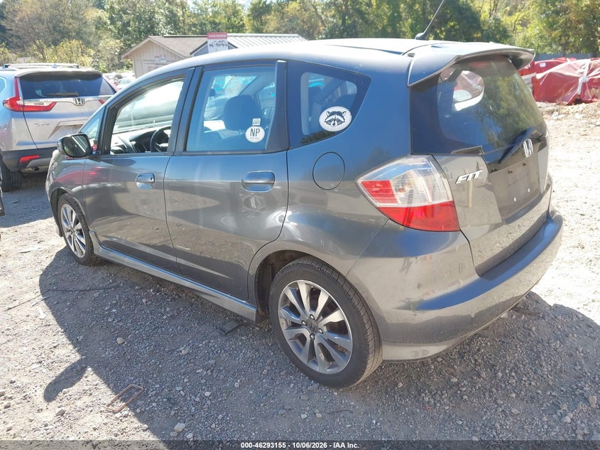 Vin: jhmge8h51dc029900, lot: 46793317, honda fit sport 20133